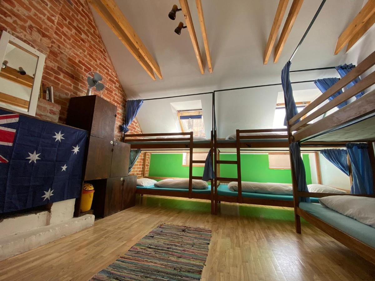 Hostel Jimmy Jumps House Wilno Zewnętrze zdjęcie